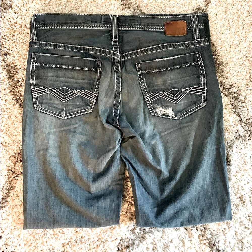 BUCKLE 👖——[Derek] style distressed jeans 36x36